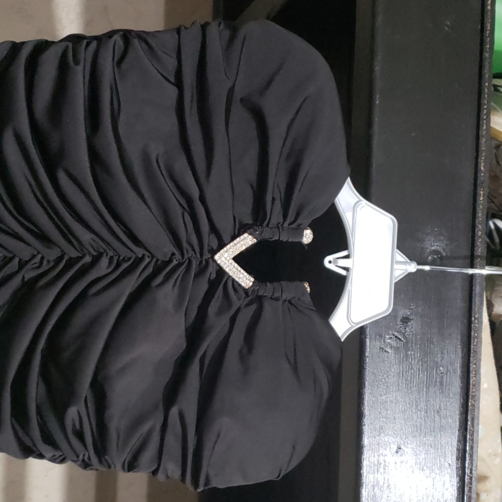 Dress - Picture 2 of 5